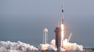 SpaceX Blows Up Rocket, Aces Emergency Escape Test